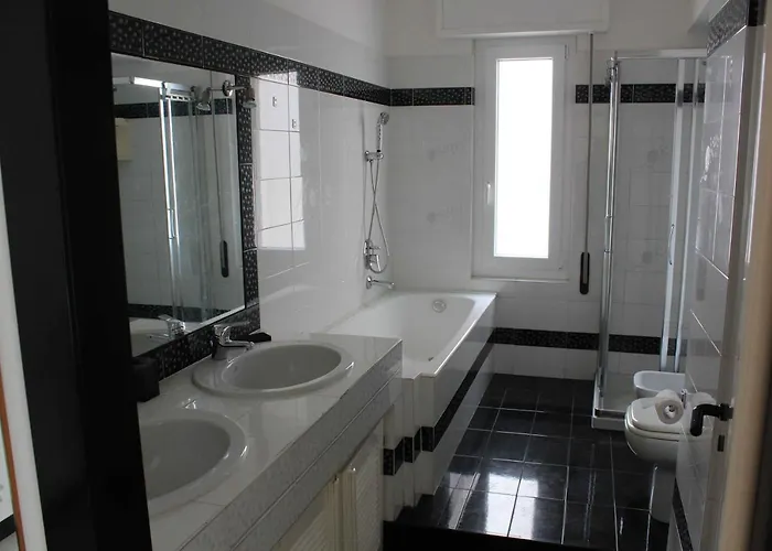 Apartment Miramare *